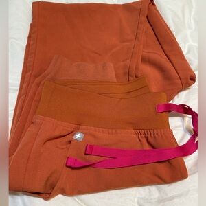 Orange figs scrub pants